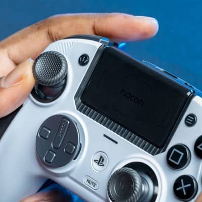 Nacon Revolution 5 Pro Pro Controllers (Game) White New