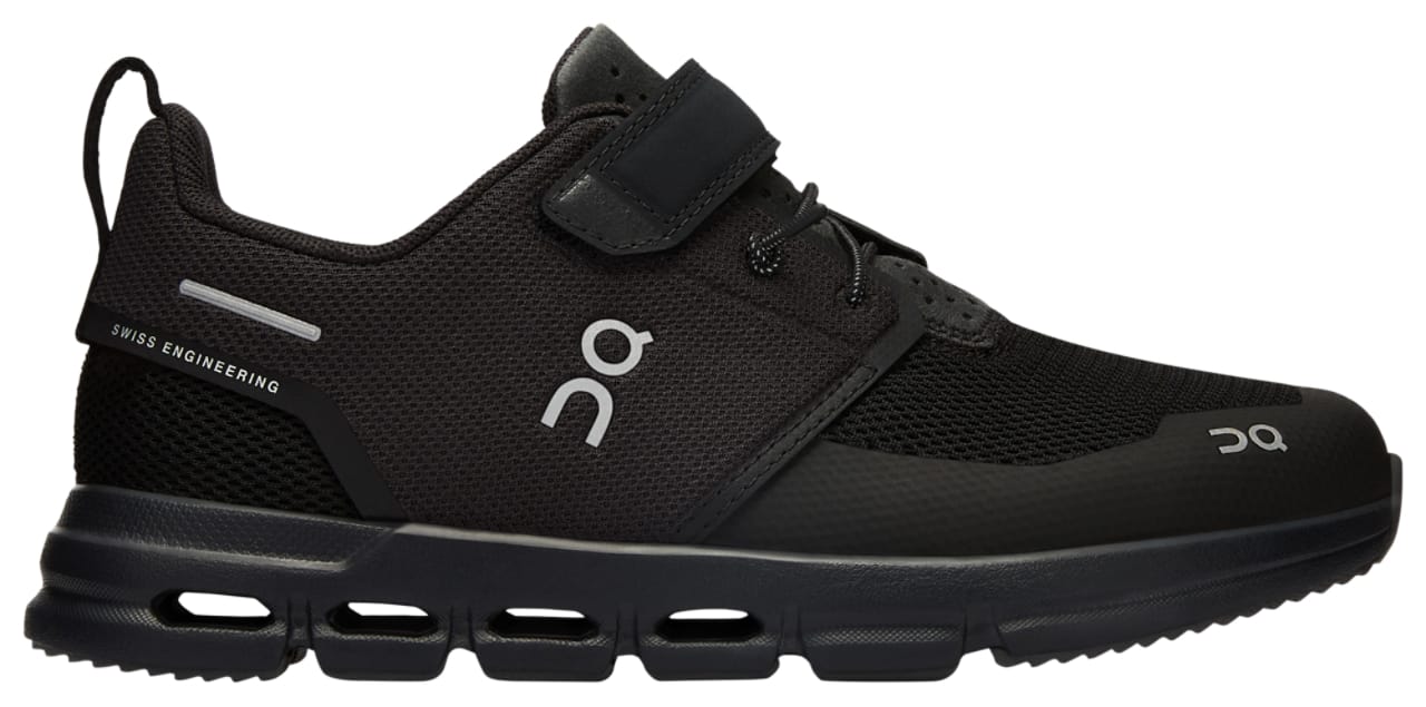 On Cloud Play Sneaker Black 1.5 New
