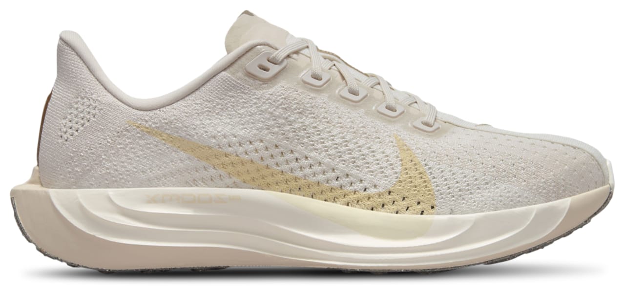 Nike Pegasus Turbo 4 Sneaker White 9.5 New