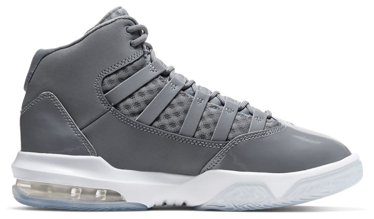 Jordan Max Aura Sneaker Black 2.5 New