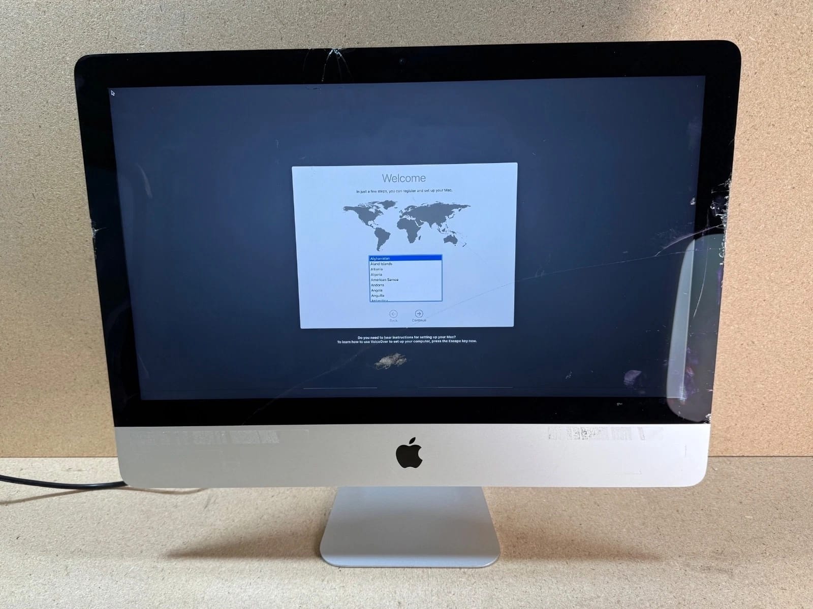 Apple iMac 21.5-inch Retina 4K Mid 2017 Computers 256GB 8GB Refurbished - Excellent