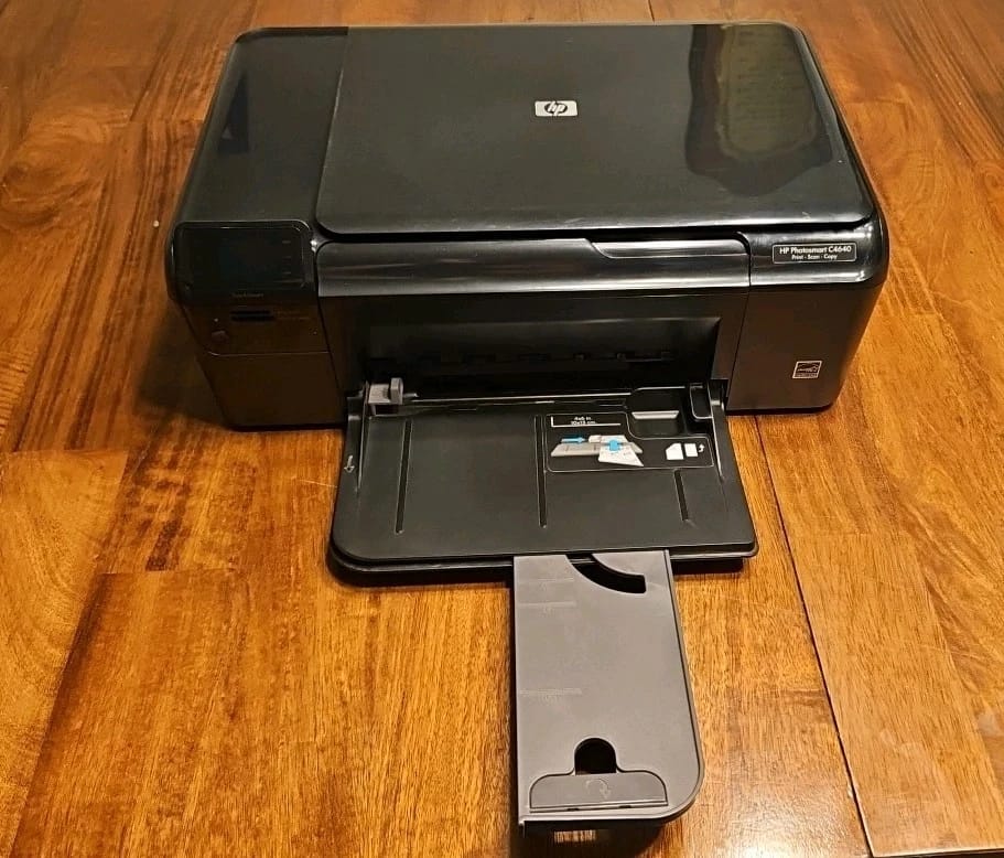 HP Photosmart C4640 Printers Used - Good