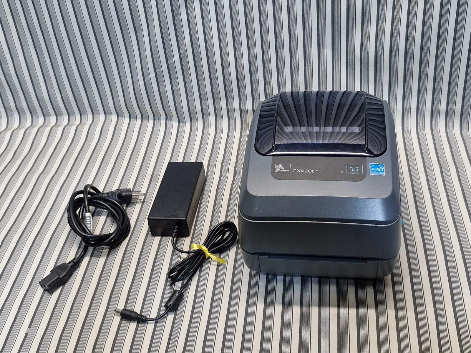 Zebra GX420t , GX42-102510-00GA Printers Used - Good
