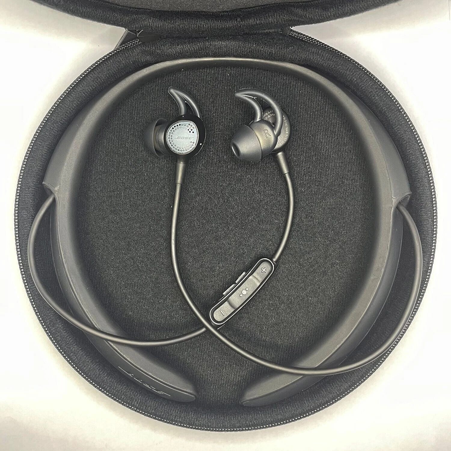 Bose QuietComfort 30 Headphones & Earbuds Black New