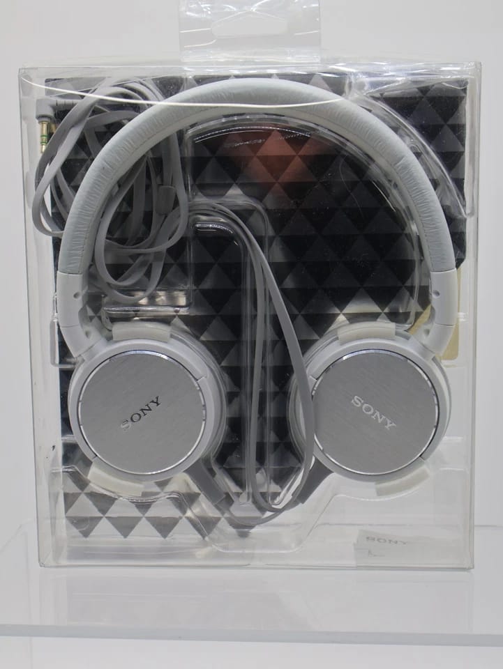 Sony MDR-ZX600 Headphones & Earbuds Gray New