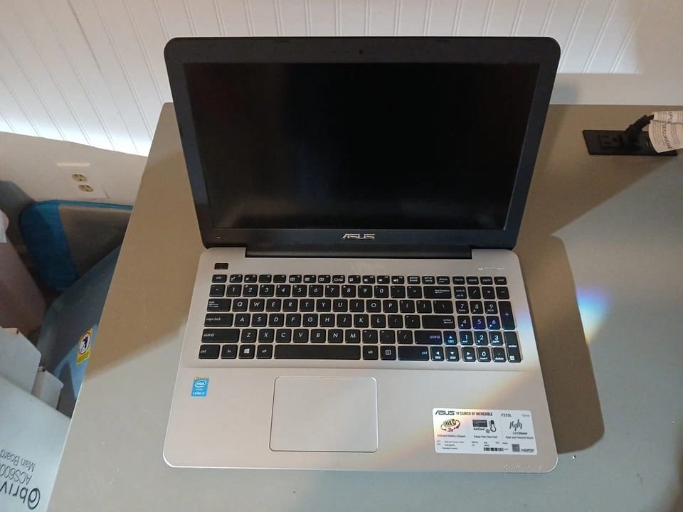 ASUS Vivobook F555L Computers