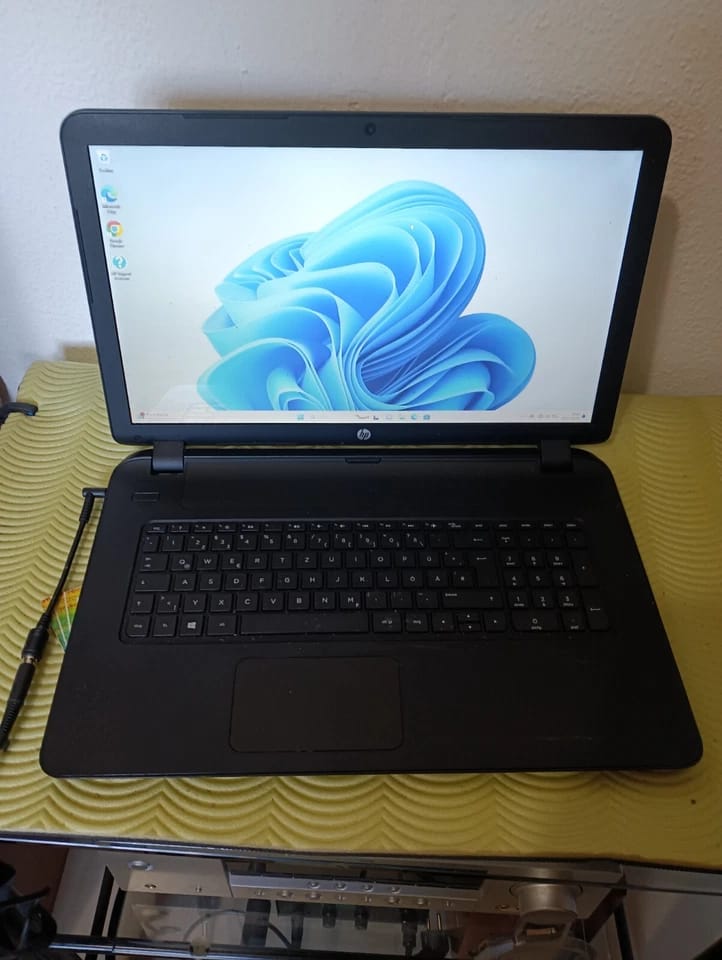 HP Pavilion 17 Computers