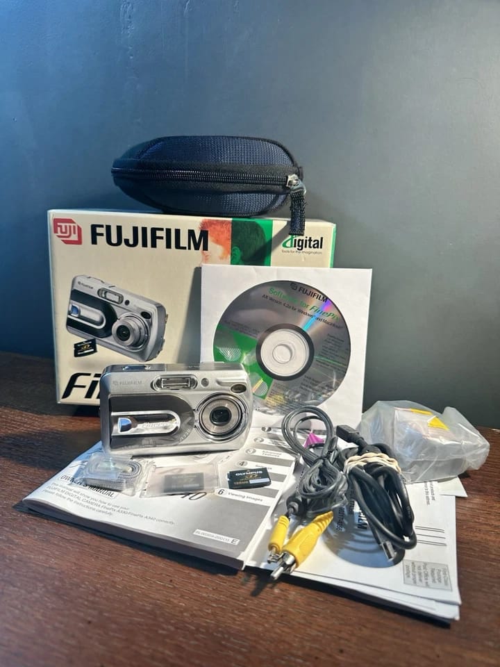 Fujifilm FinePix A330 Digital Cameras Silver Used - Good Body Only