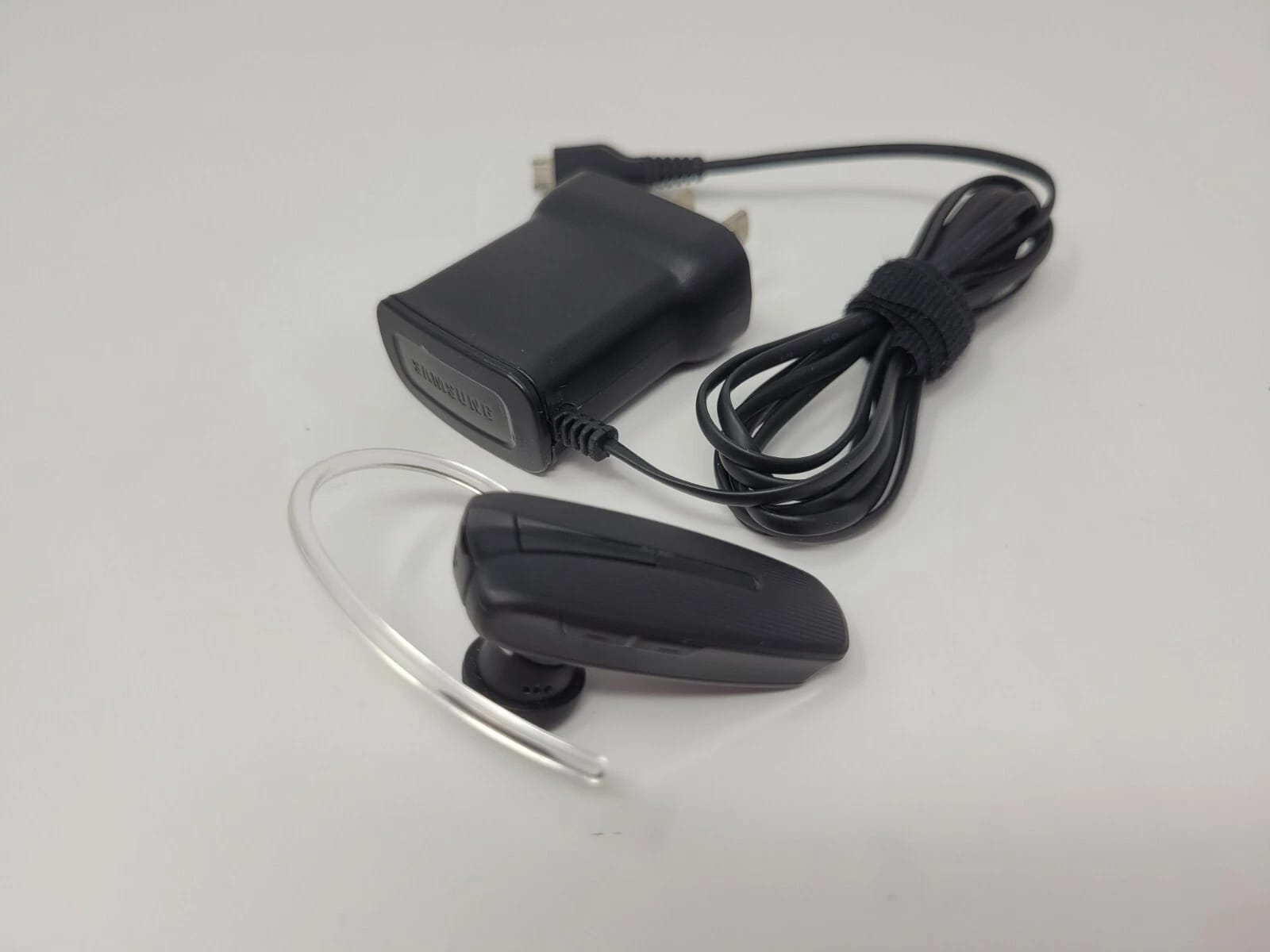 Samsung HM 1300 Headphones & Earbuds Black New