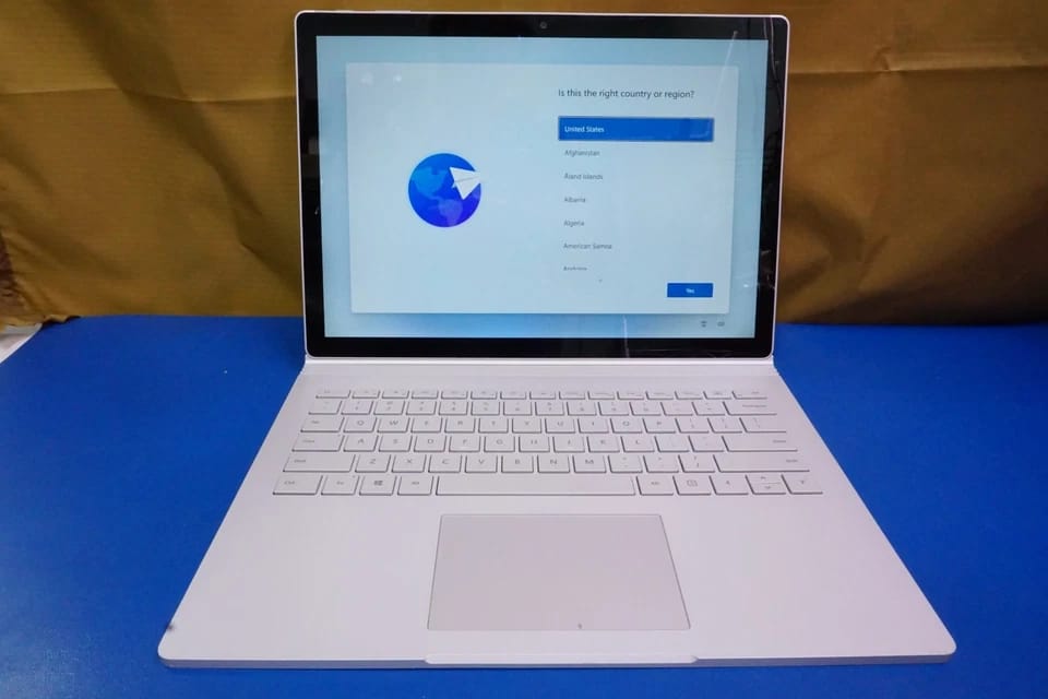 Microsoft Galaxy Book2 Computers