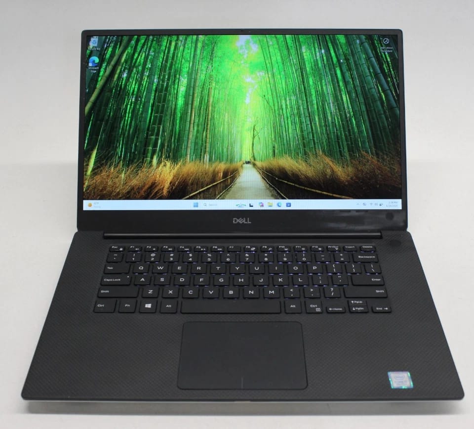 Dell XPS 15 7590 Computers
