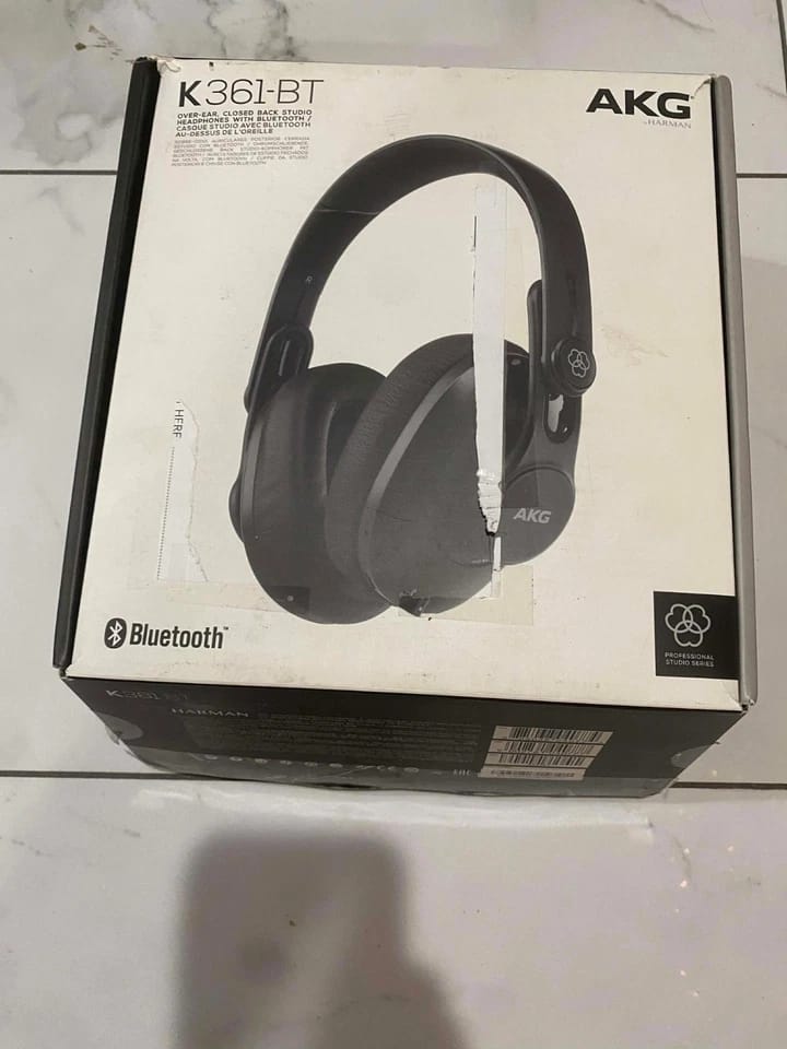 AKG K361 BT Headphones & Earbuds Black New