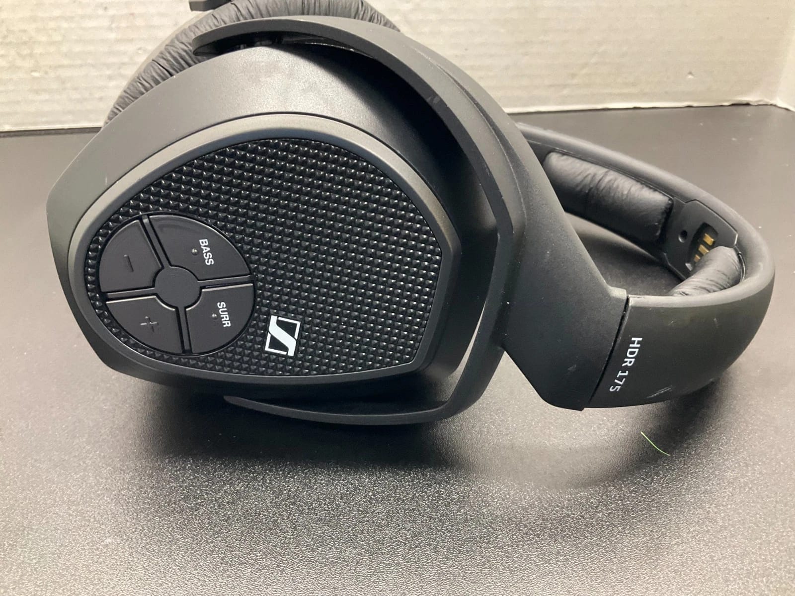 Sennheiser RS175 Headphones & Earbuds Black New