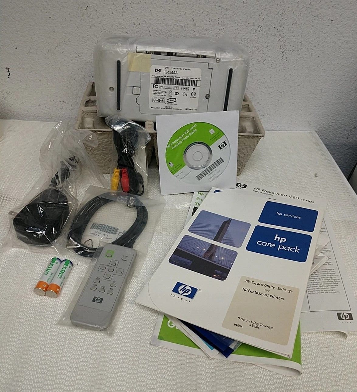 HP Photosmart 420 Portable Photo Printers Open-Box Excellent