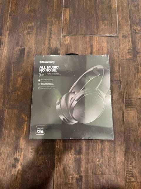Skullcandy Venue Headphones & Earbuds White New