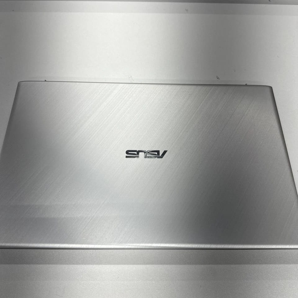 ASUS Vivobook 17 Computers