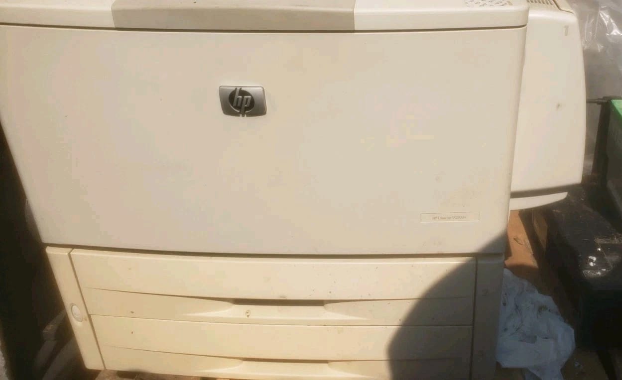 HP LaserJet 9050dn Printers Refurbished - Excellent