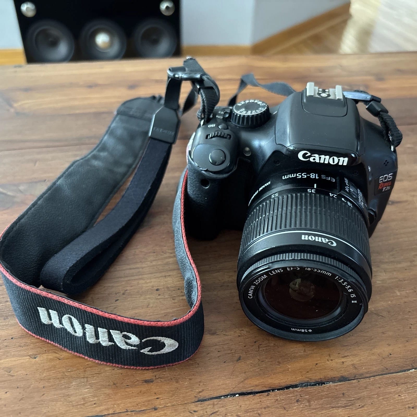 Canon EOS Rebel T2i Digital Cameras Black New 18-55mm IS II Kit