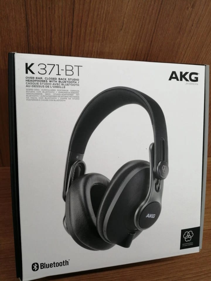 AKG K371 BT Headphones & Earbuds Black New