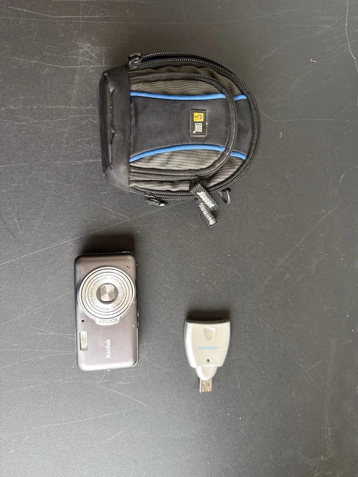 Kodak EasyShare V1003 Digital Cameras Brown New Body Only