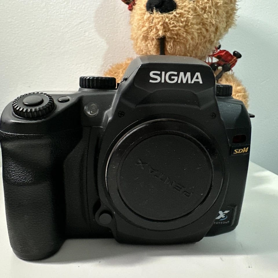 Sigma SD14 Digital Cameras Black Refurbished - Excellent Body Only
