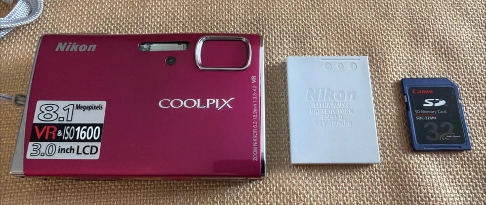 Nikon COOLPIX S51 Digital Cameras Black New Body Only