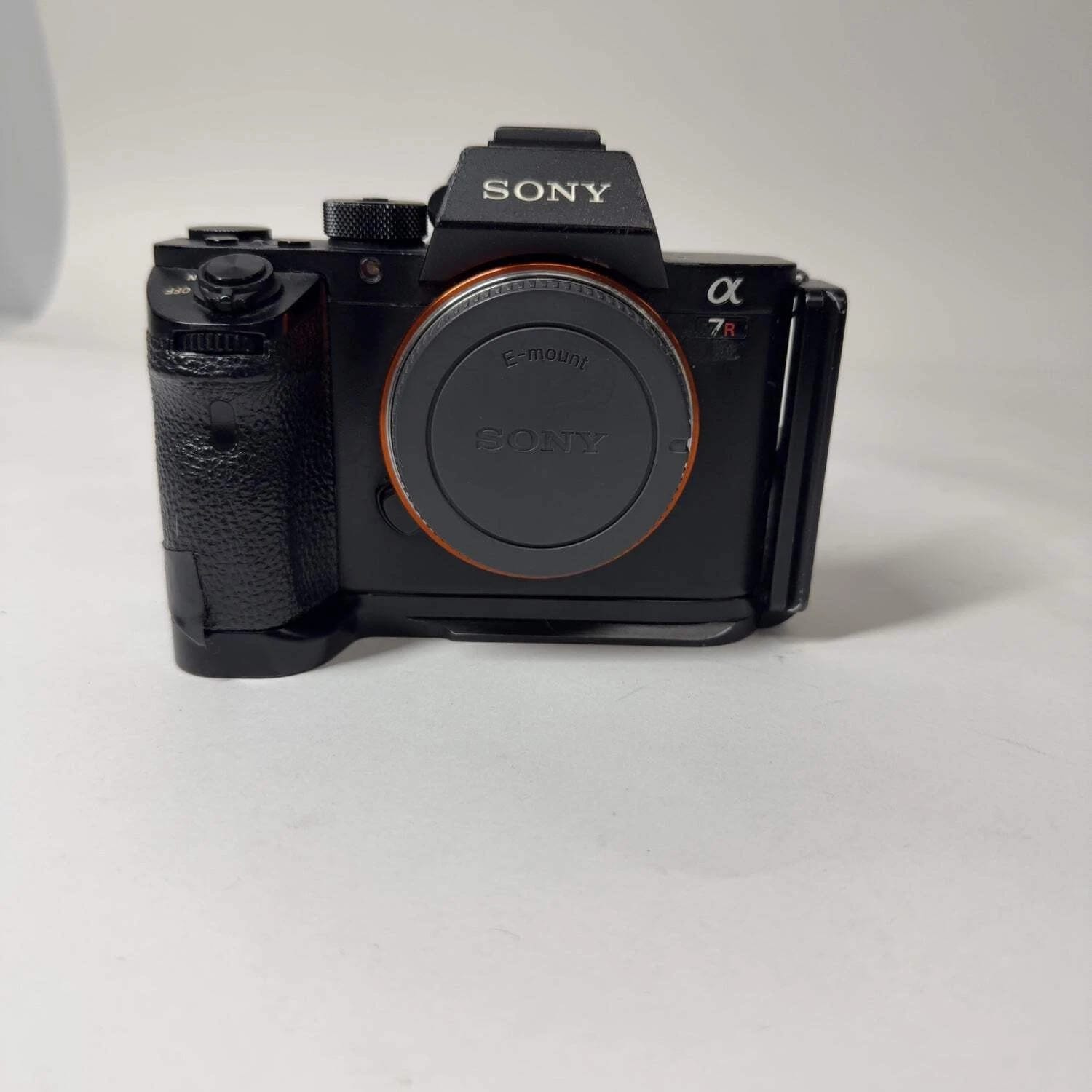 Sony Alpha 7R II Digital Cameras Black Refurbished - Excellent Body Only