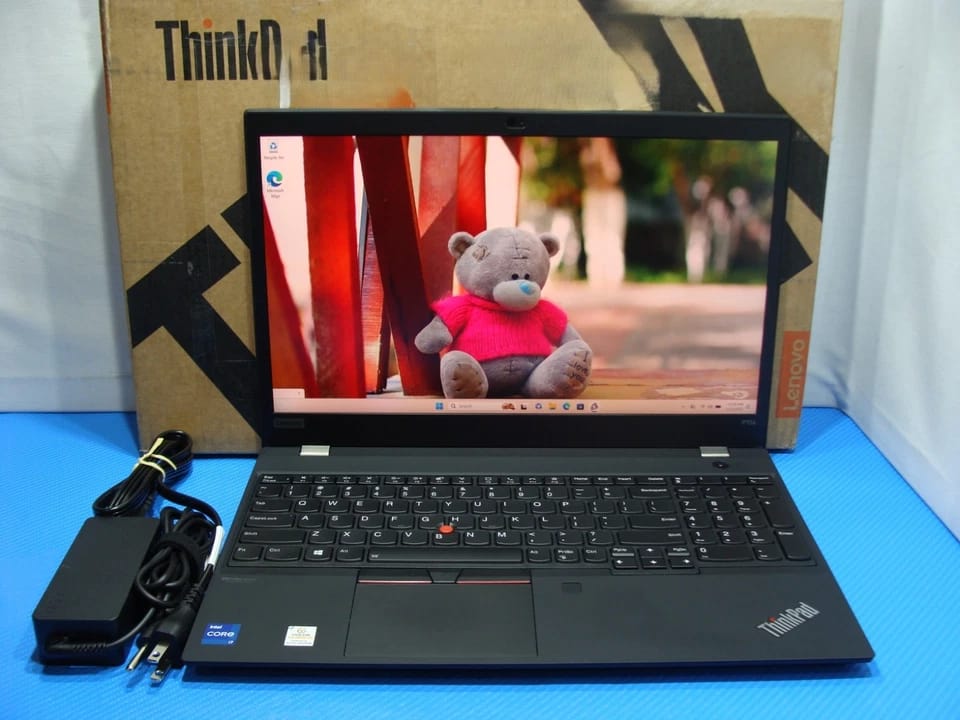 Lenovo ThinkPad P15s Gen 2 (Intel) Computers