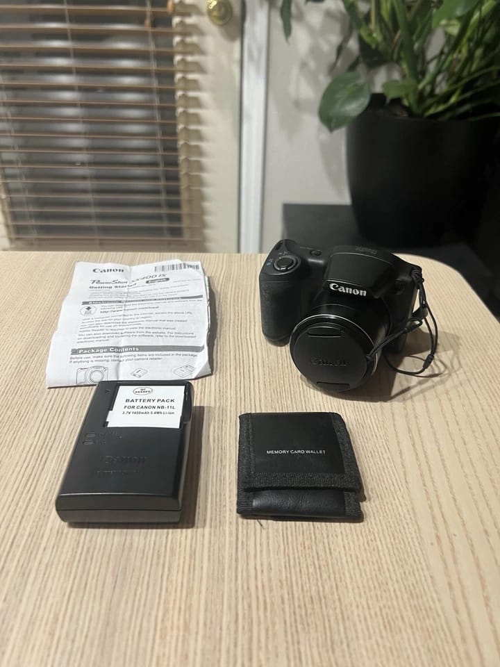 Canon PowerShot SX400 IS Digital Cameras Black Used - Good Body Only