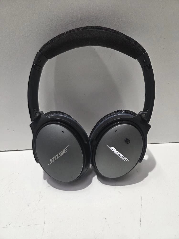 Bose QuietComfort 25 Acoustic Headphones & Earbuds Black New