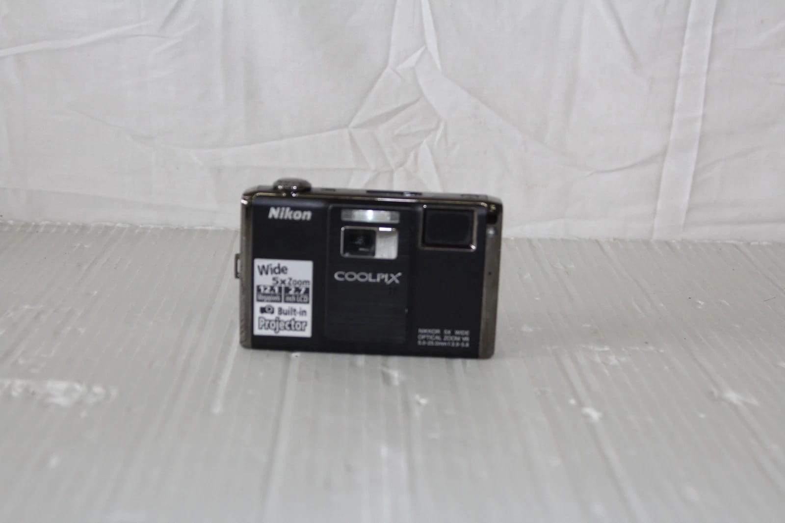 Nikon COOLPIX s1000pj Digital Cameras Silver New Body Only