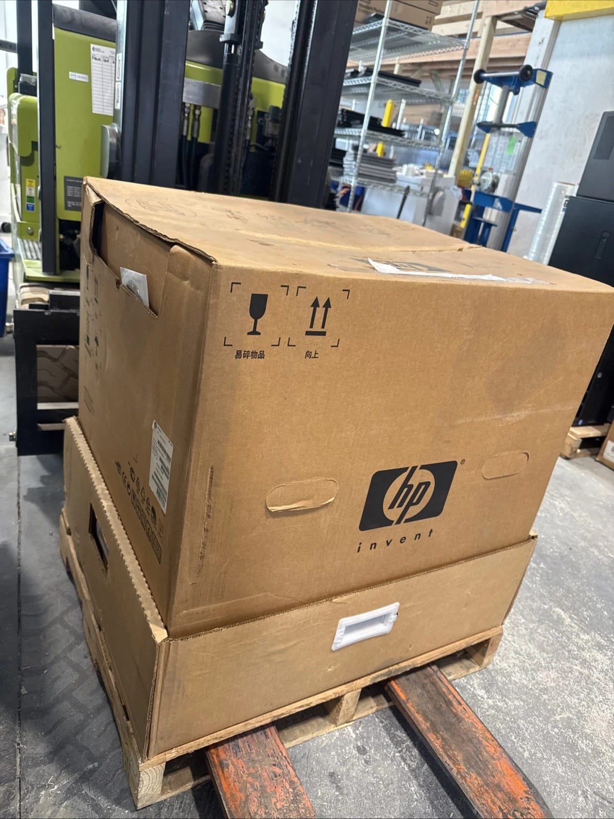 HP cp4005n Printers New