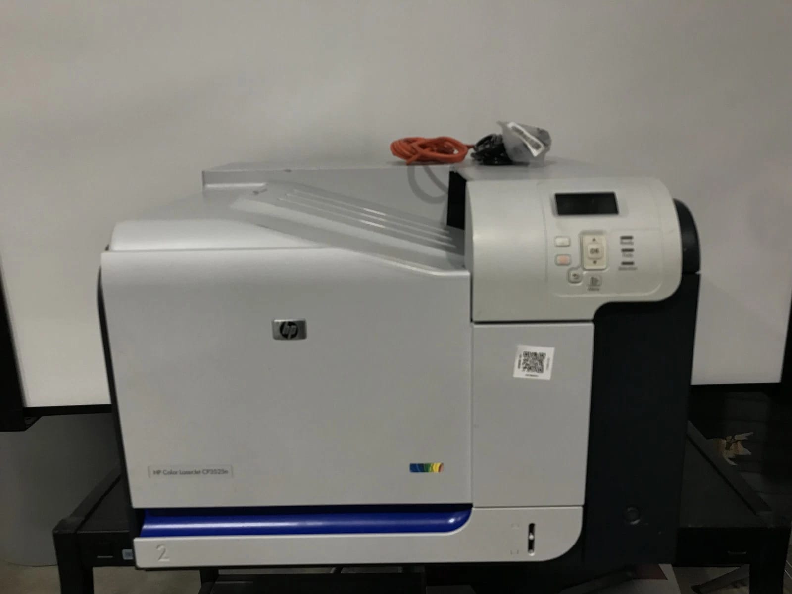HP Color LaserJet CP3525n Printers Refurbished - Excellent