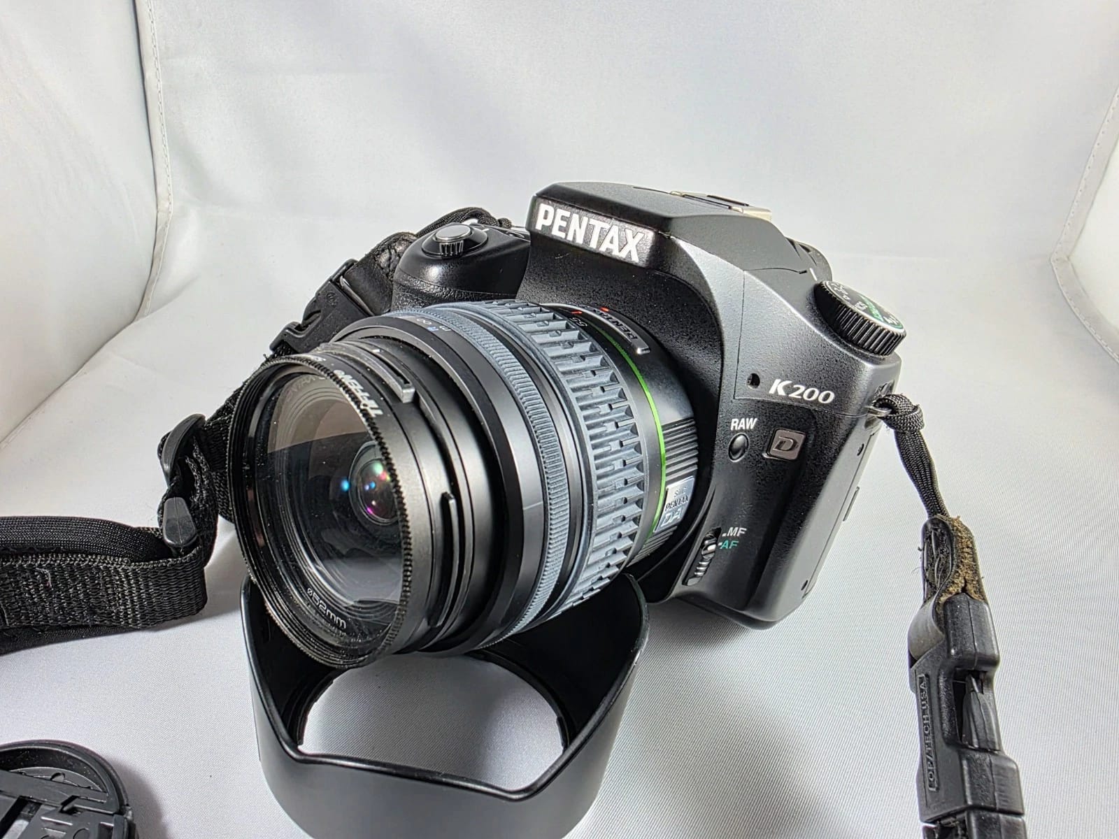 Pentax K200D Digital Cameras Black Used - Very Good w/ 18-55mm Kit