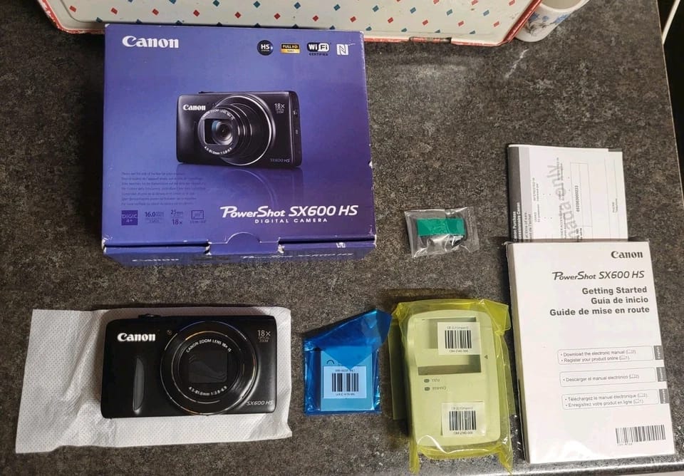 Canon PowerShot SX600 HS Digital Cameras Red Used - Good Body Only
