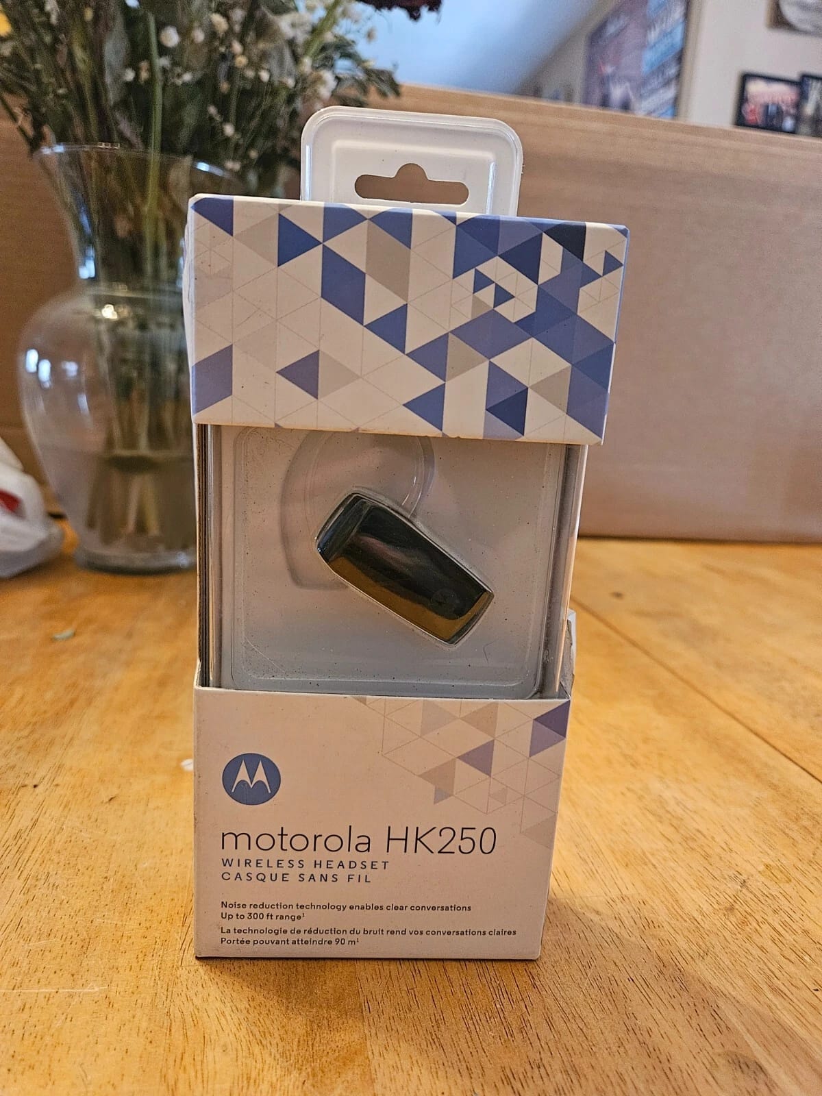 Motorola HK250 Headphones & Earbuds Black New