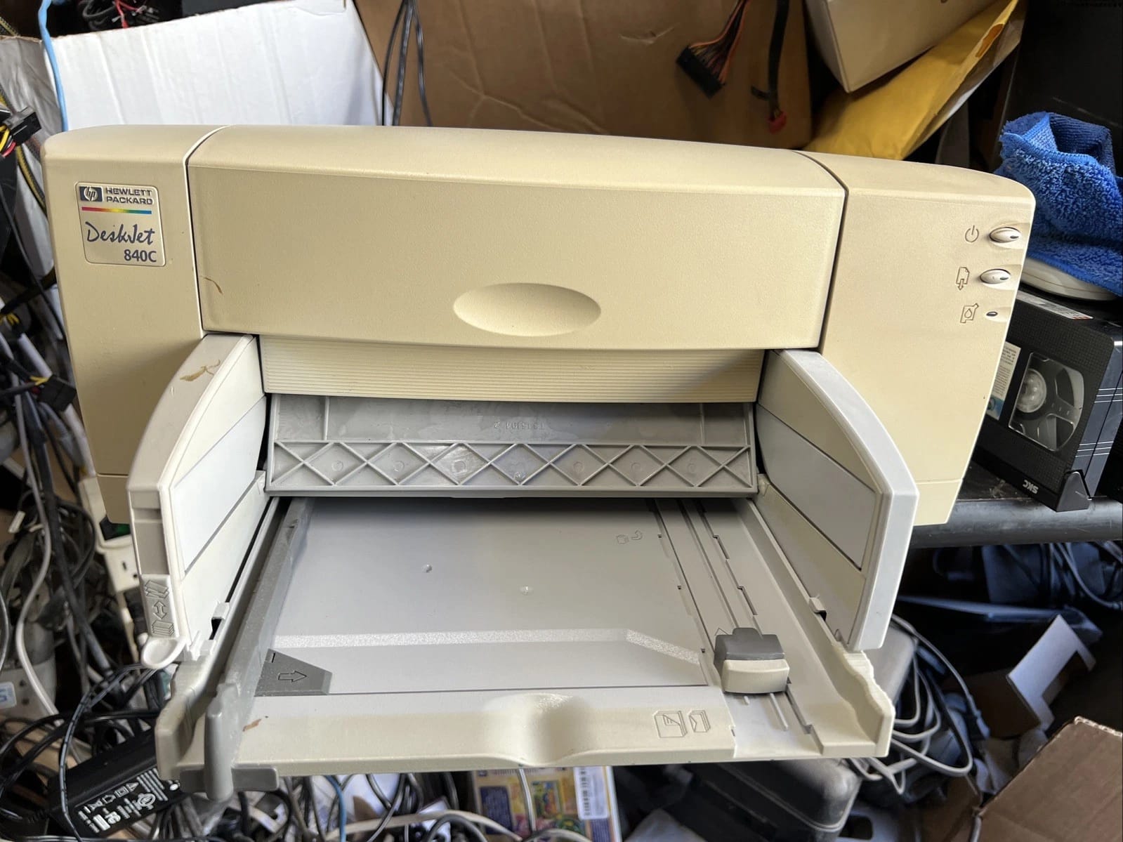 HP deskjet 840C Printers For parts or not working