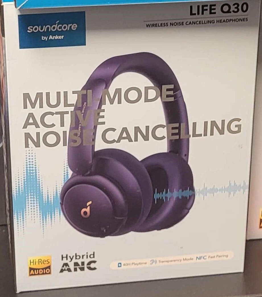 Soundcore Q30 Headphones & Earbuds Blue New