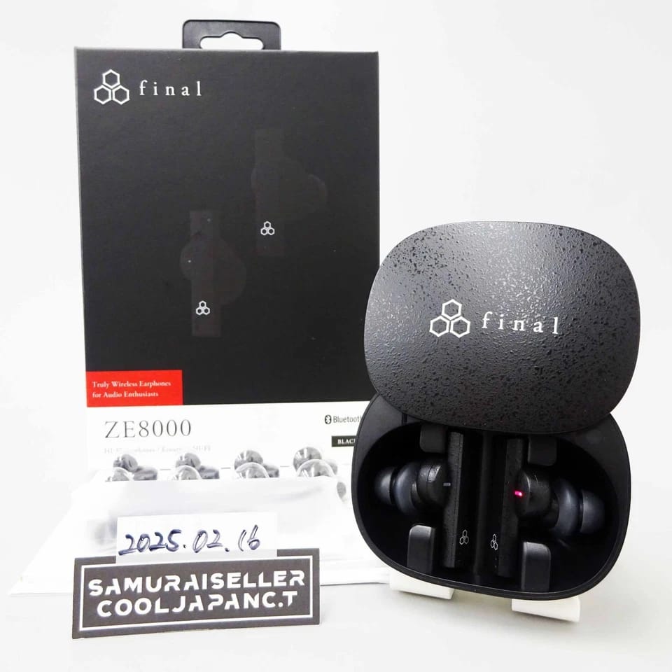 Final ZE8000 Headphones & Earbuds Black New