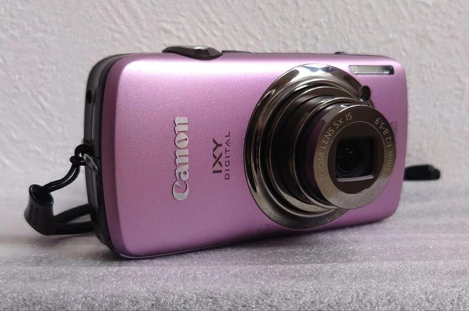 Canon PowerShot SD3500 IS Digital Cameras Black New Body Only