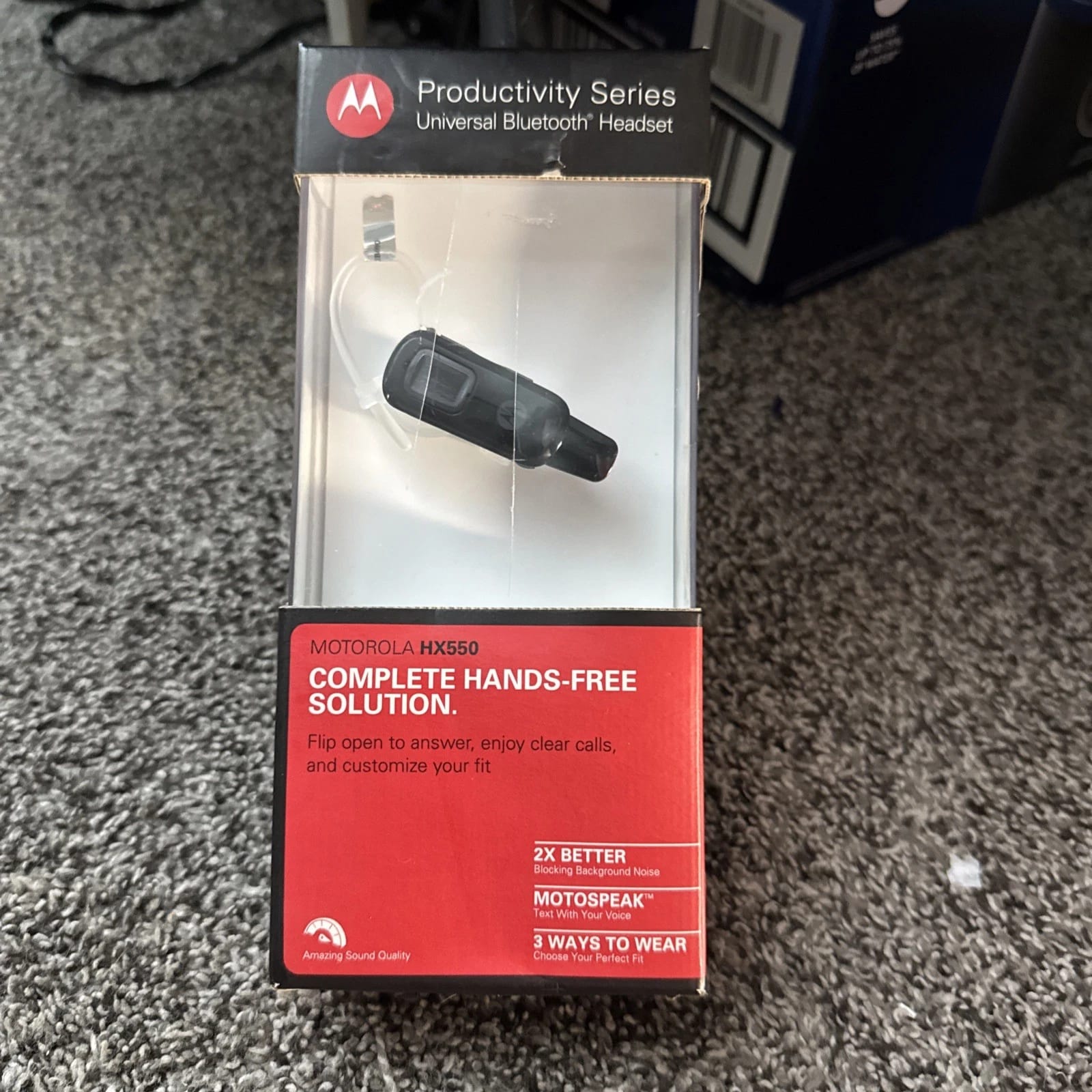 Motorola HX550 Headphones & Earbuds Black Open-Box Excellent