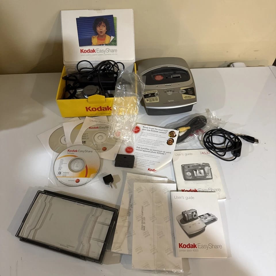 Kodak EasyShare DX4530 Digital Cameras Gray New Body Only