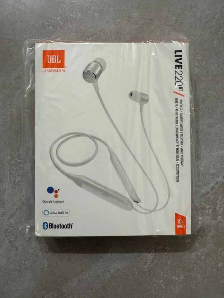 JBL Live 220TWS Headphones & Earbuds 