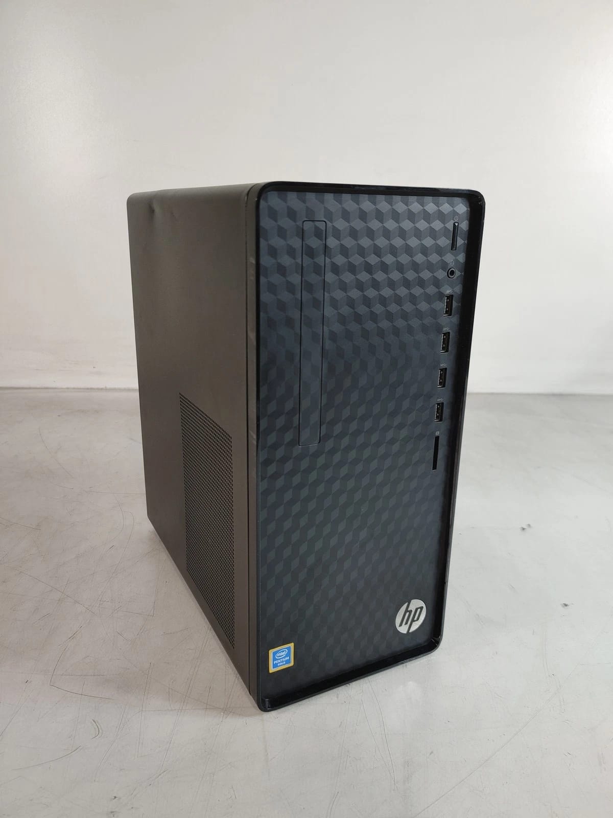 HP M01-F1014 Computers New