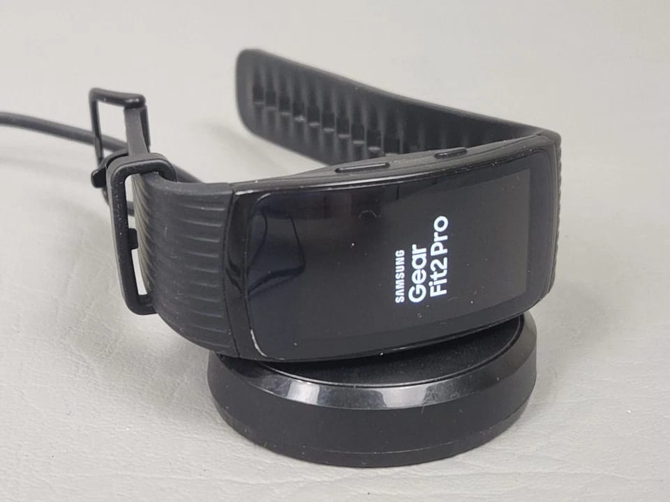 Samsung Samsung Gear Fit2 Pro Smartwatches Black 51mm New