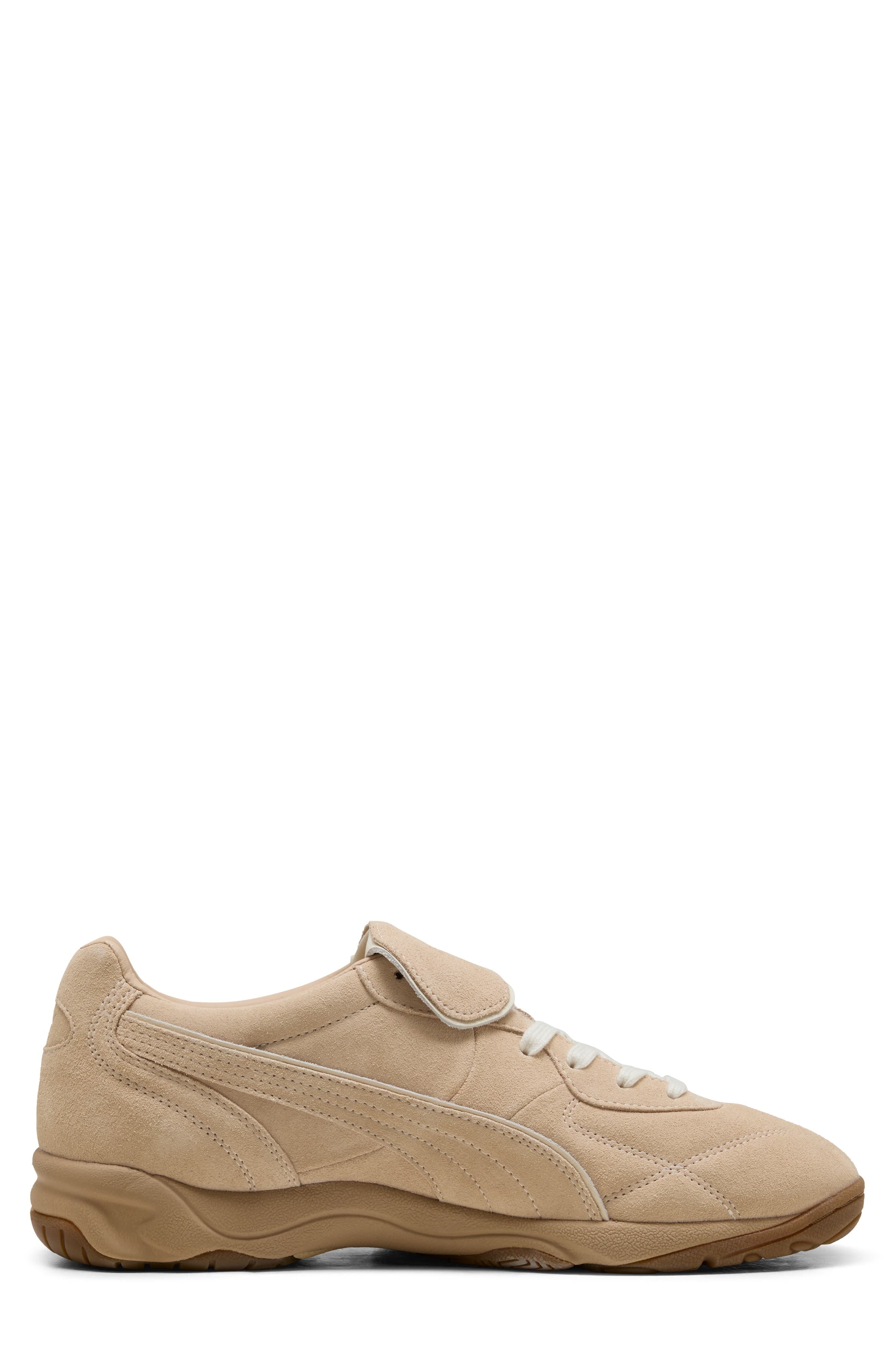 Puma King Sneaker Black Full Size Run New