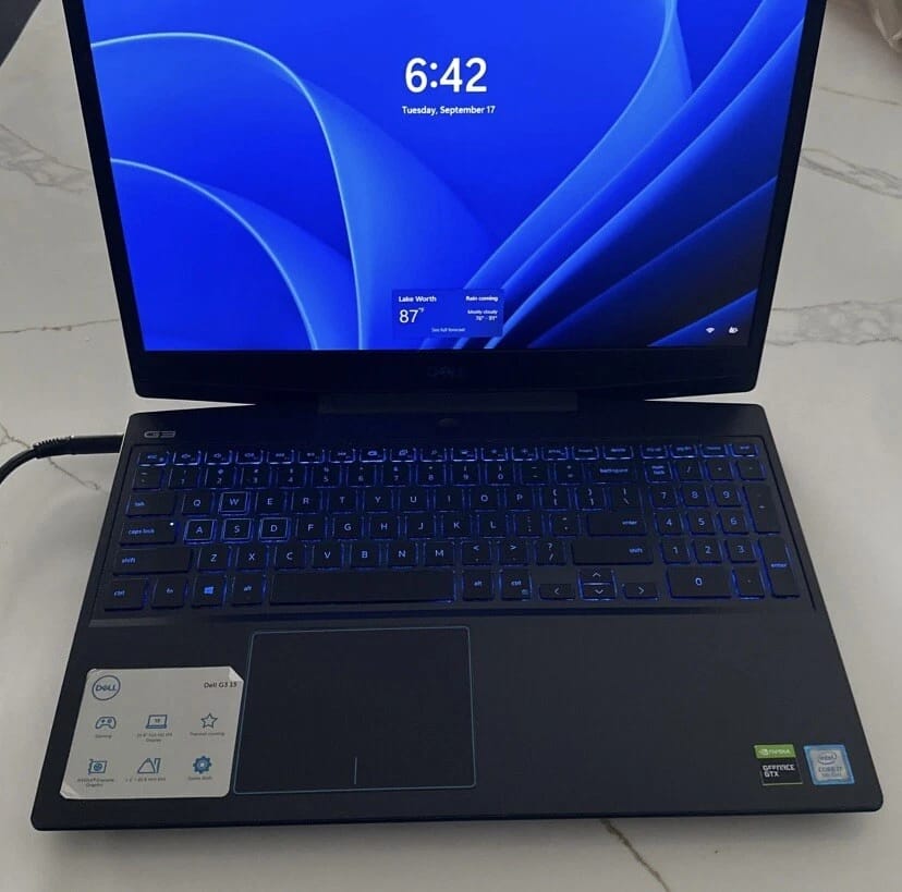 Dell Vostro 15 3590 Computers 256GB 16GB Used - Good