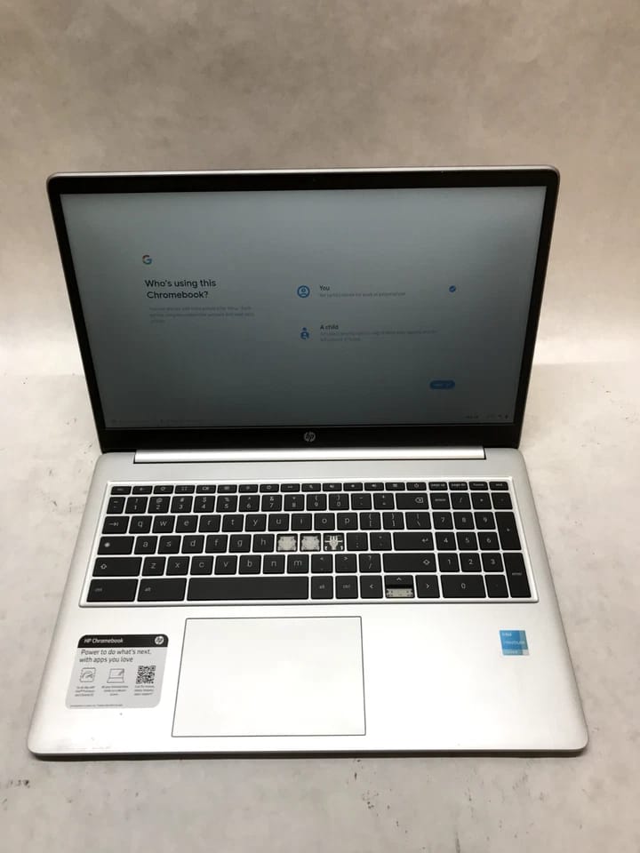 HP 15a-na Computers 64GB 8GB Refurbished - Excellent