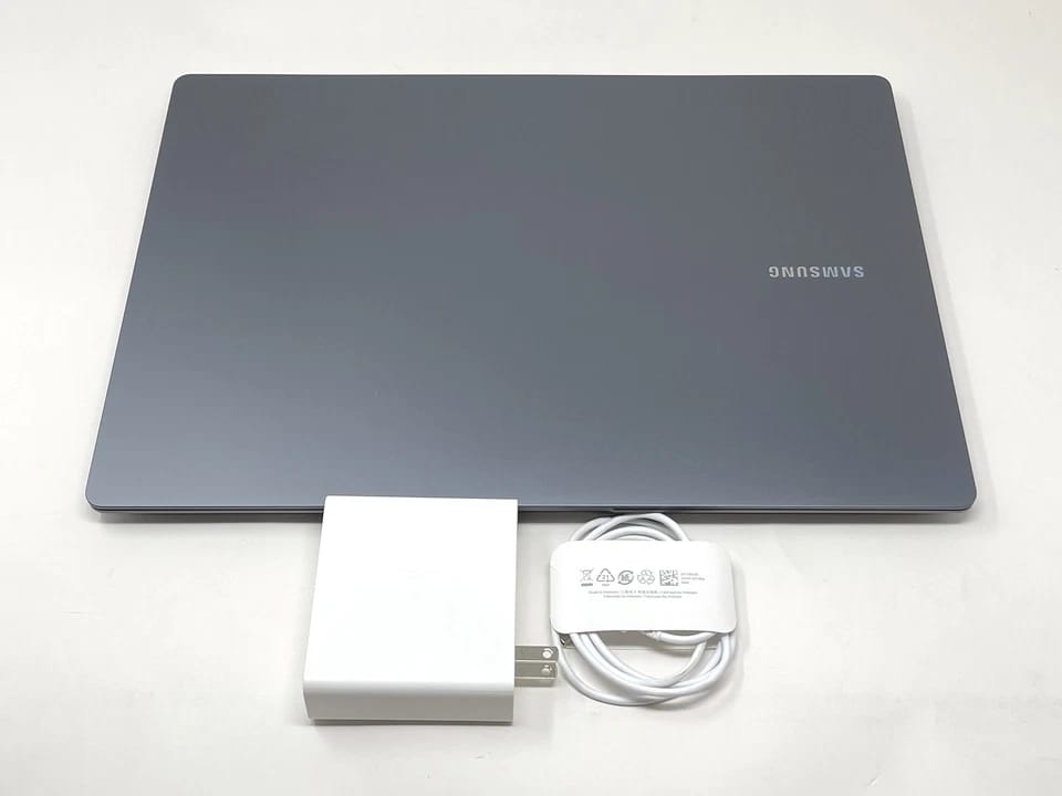 Samsung Galaxy Book4 Ultra Computers 32GB Refurbished - Excellent