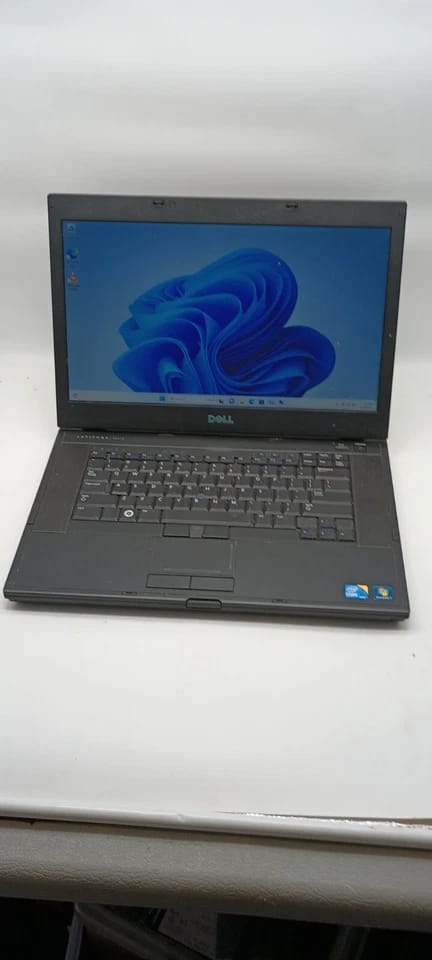Dell Latitude 6510 Computers 320GB 8GB Refurbished - Excellent